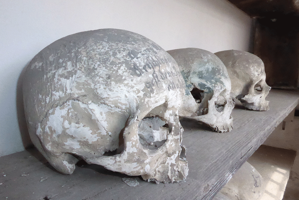 Painted skulls of Rott am Inn